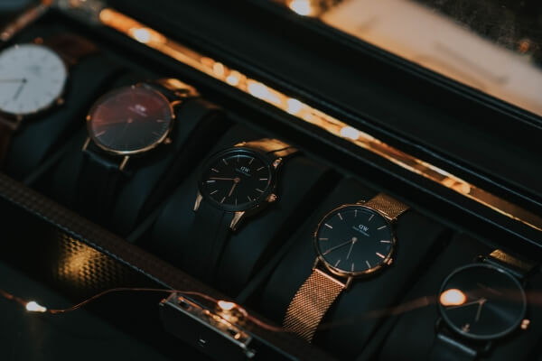 przechowywanie zegarków męskich
