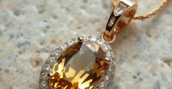 Cytryn – właściwości kamienia w naszyjniku